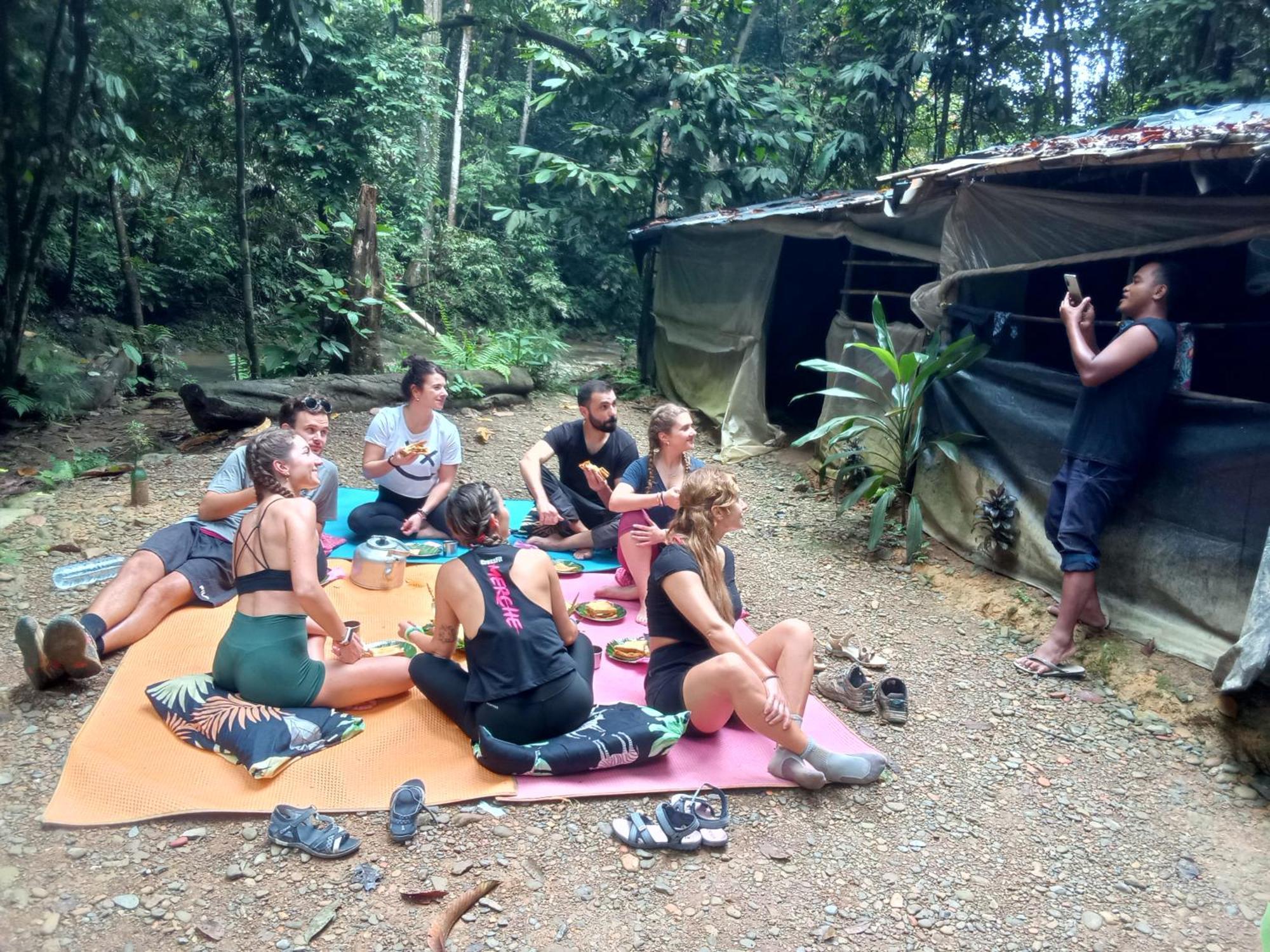 Jungle Treking & Jungle Tour If You Want To Stay Here,You Must Book Treking Only With Us Bukit Lawang Exterior foto