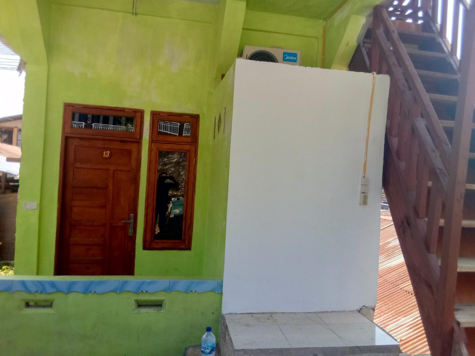 Jungle Treking & Jungle Tour If You Want To Stay Here,You Must Book Treking Only With Us Bukit Lawang Exterior foto