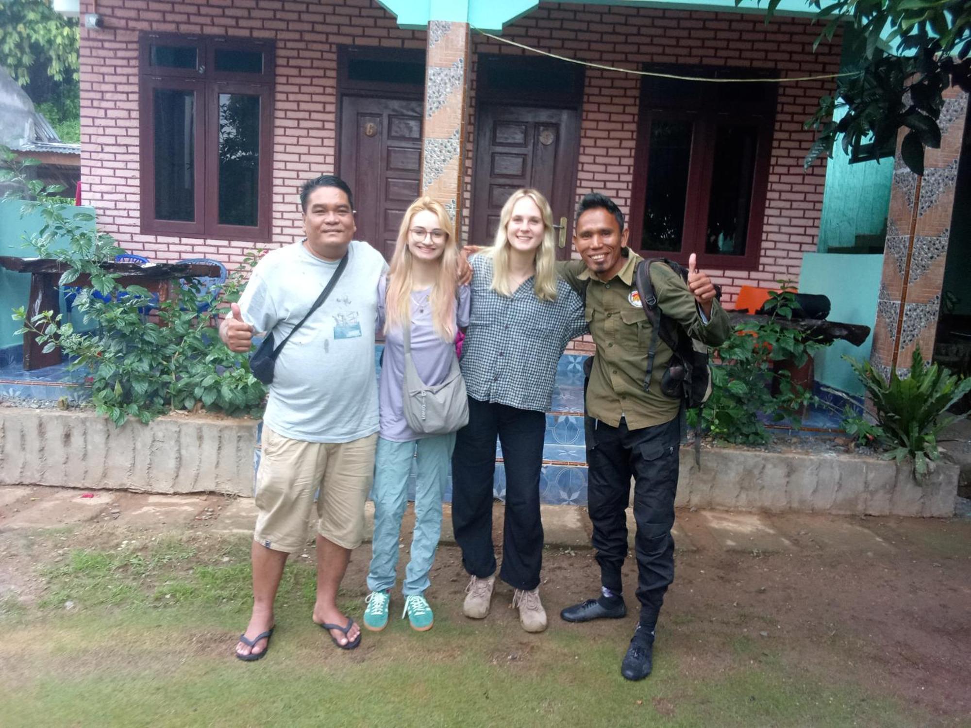 Jungle Treking & Jungle Tour If You Want To Stay Here,You Must Book Treking Only With Us Bukit Lawang Exterior foto